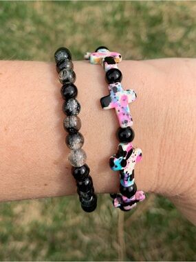 {Handmade} Beaded Cross Bracelet Set